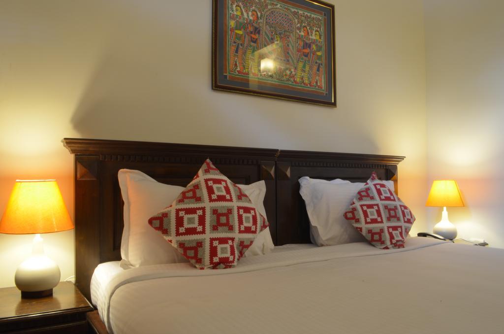 Luxtay Suites Bangalore Zimmer foto